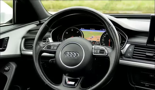 AUDI A6 