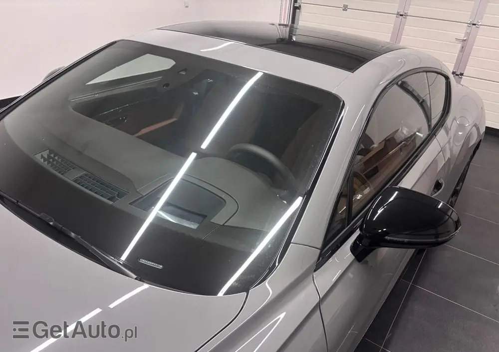 BENTLEY Continental GT V8