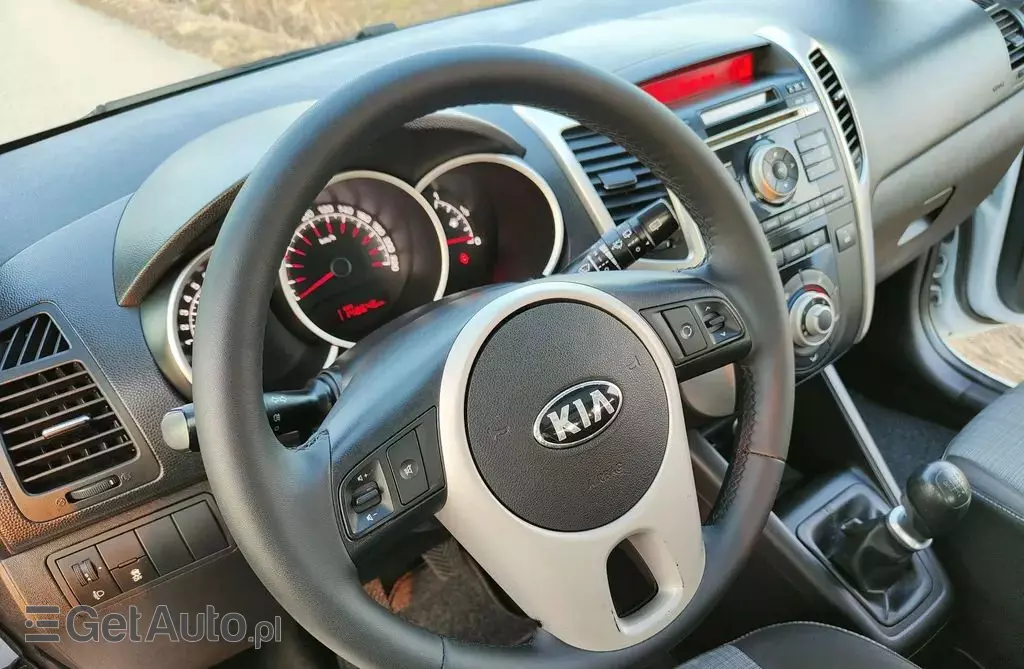 KIA Venga 1.4 16V (90 KM)