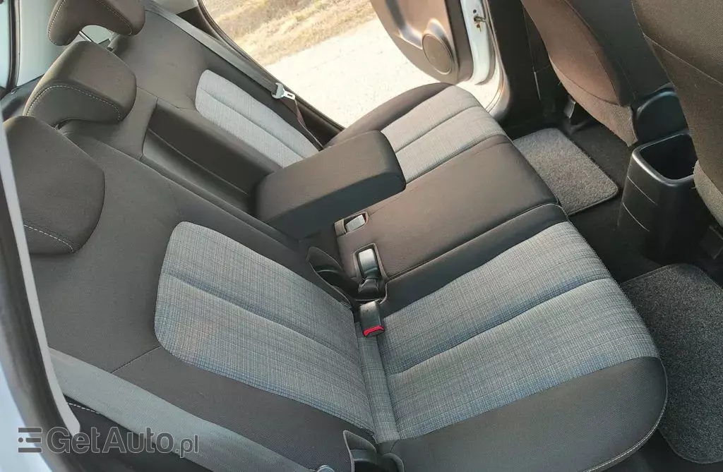 KIA Venga 1.4 16V (90 KM)