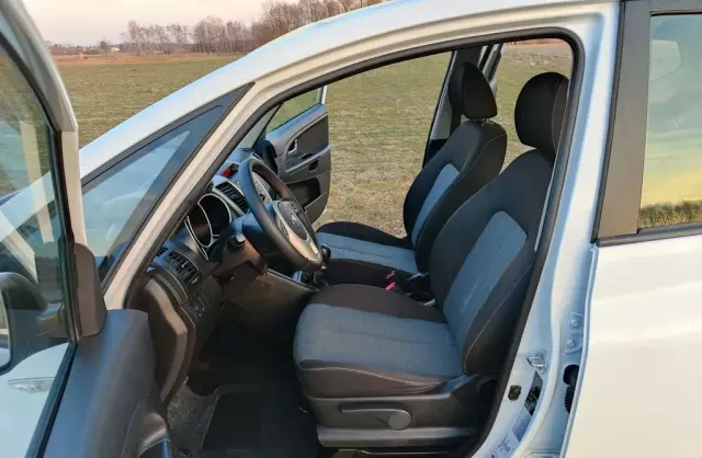 KIA Venga 1.4 16V (90 KM)