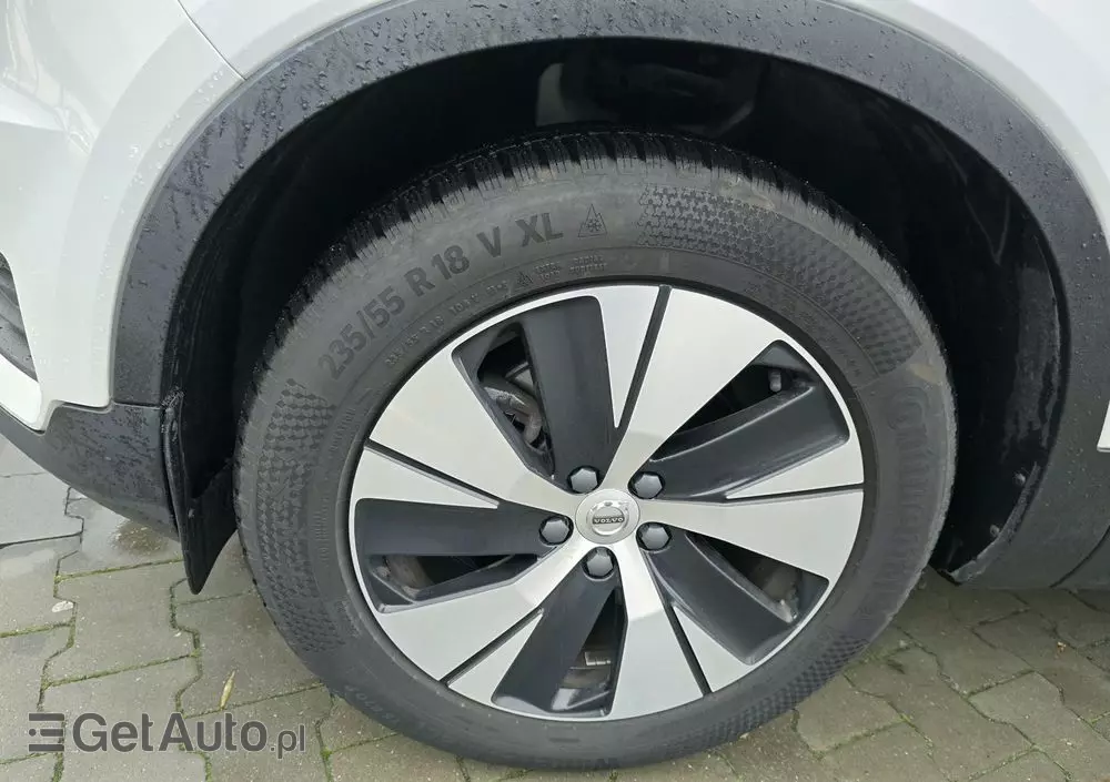 VOLVO XC 40 D4 AWD Momentum