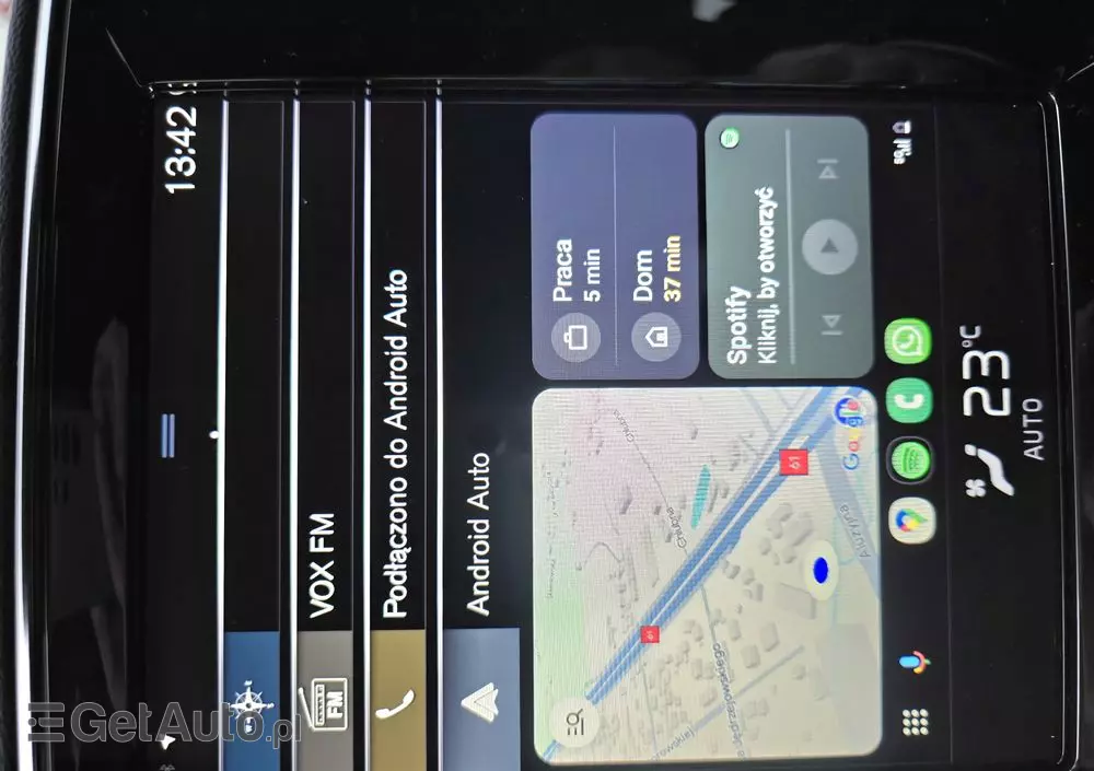 VOLVO XC 40 D4 AWD Momentum