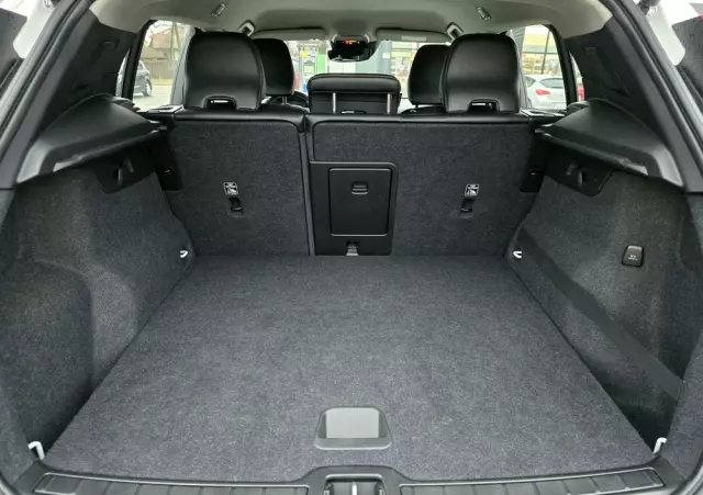 VOLVO XC 40 D4 AWD Momentum