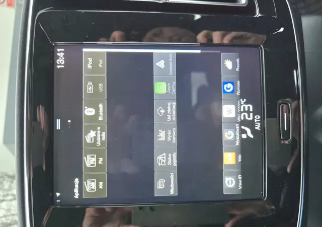 VOLVO XC 40 D4 AWD Momentum