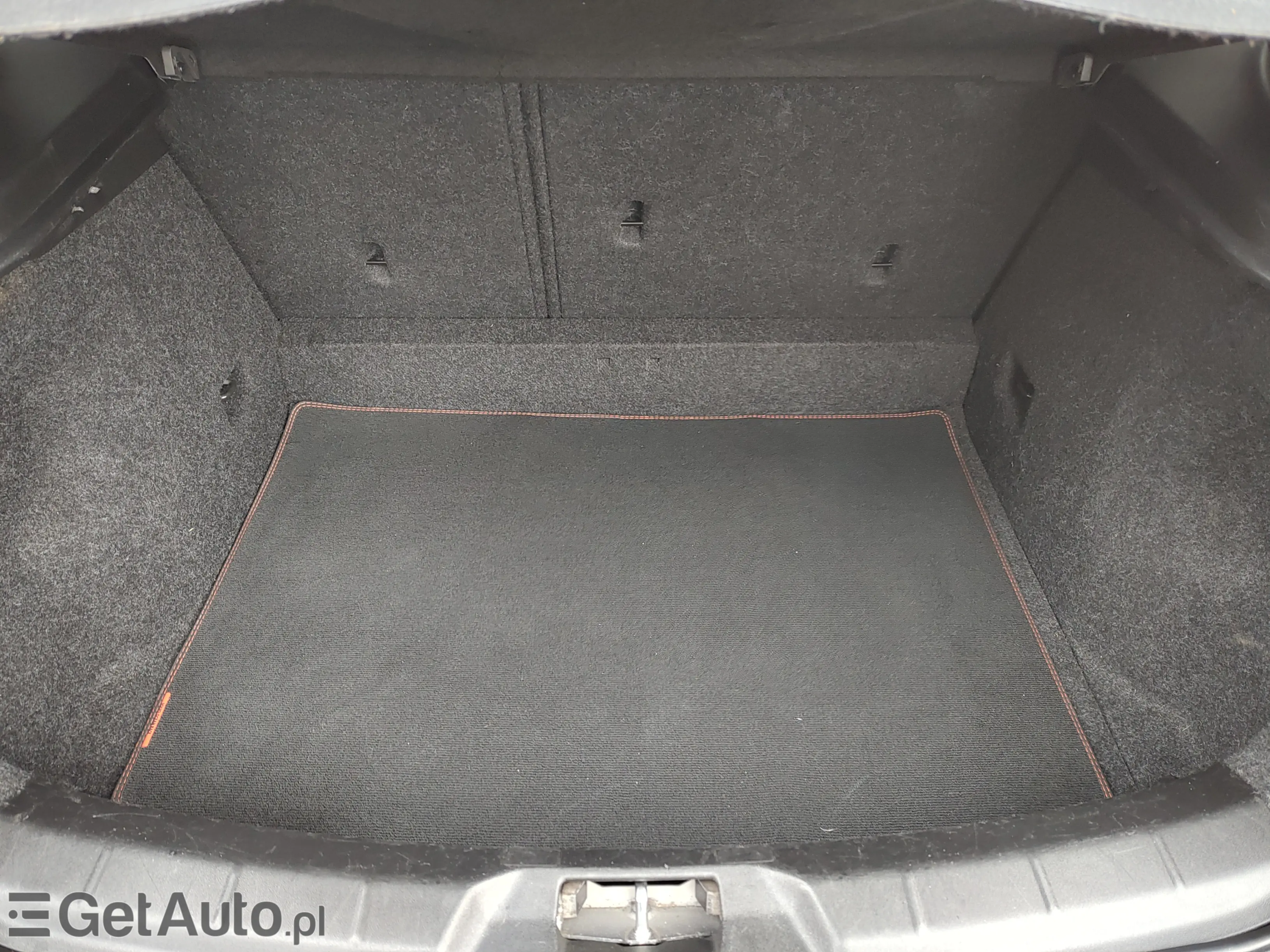 VOLVO V40 Kinetic Ocean Race