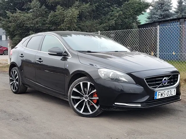 VOLVO V40 Kinetic Ocean Race