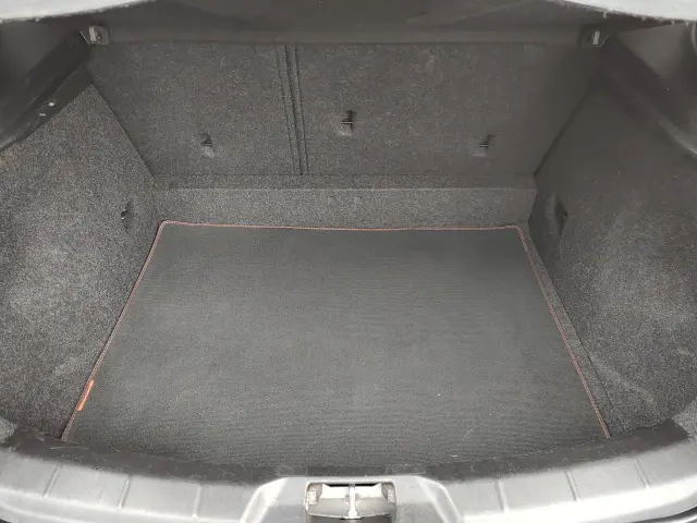 VOLVO V40 Kinetic Ocean Race