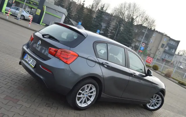 BMW Seria 1 118i Sport Line