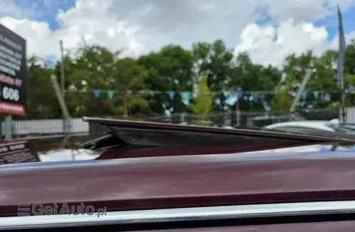 MERCEDES-BENZ W126 