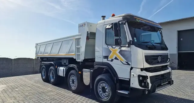 VOLVO Fmx 410 8x4 Kiper Hydroburta Wywrot Nowe Opony 