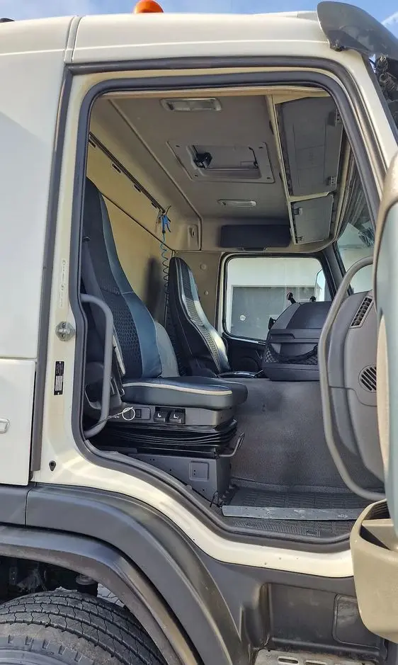 VOLVO Fmx 410 8x4 Kiper Hydroburta Wywrot Nowe Opony 