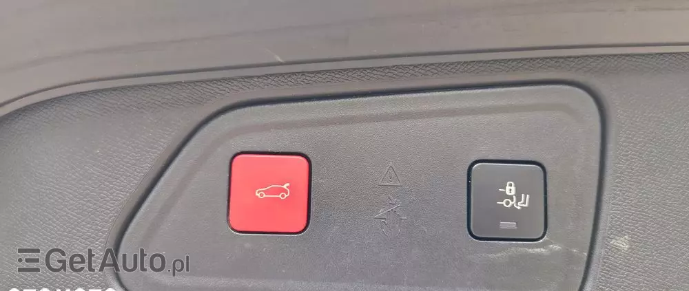 PEUGEOT 3008 BlueHDi 180 Stop & Start EAT8 GT