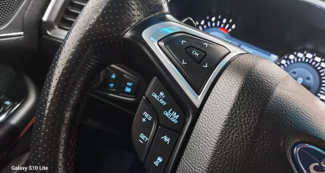 FORD Edge 2.0 EcoBlue Twin-Turbo 4WD ST-Line