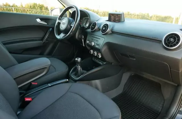 AUDI A1 