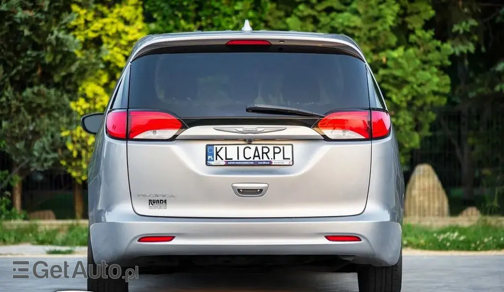 CHRYSLER Pacifica 