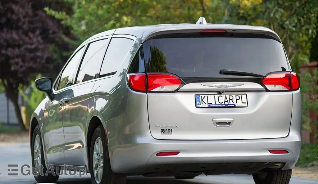 CHRYSLER Pacifica 