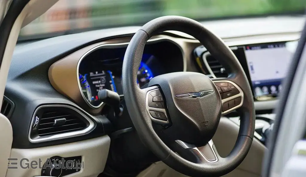 CHRYSLER Pacifica 