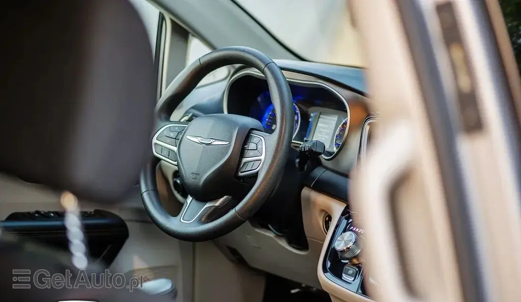 CHRYSLER Pacifica 