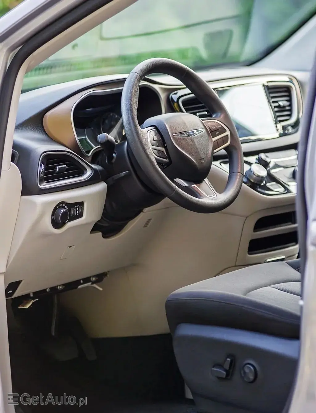 CHRYSLER Pacifica 