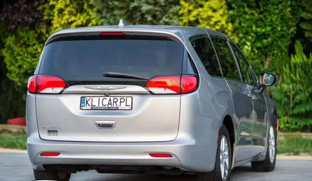 CHRYSLER Pacifica 
