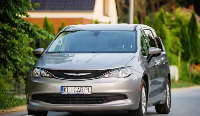 CHRYSLER Pacifica 