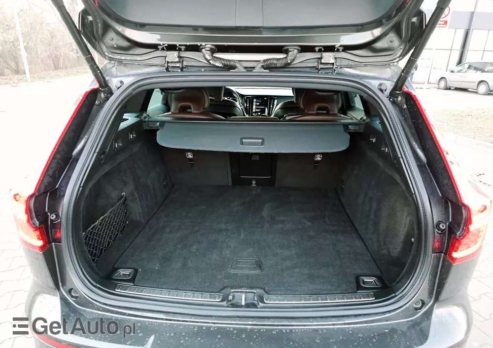 VOLVO V60 T6 AWD Plug-In Hybrid Inscription