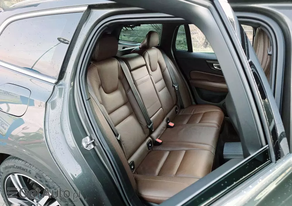 VOLVO V60 T6 AWD Plug-In Hybrid Inscription