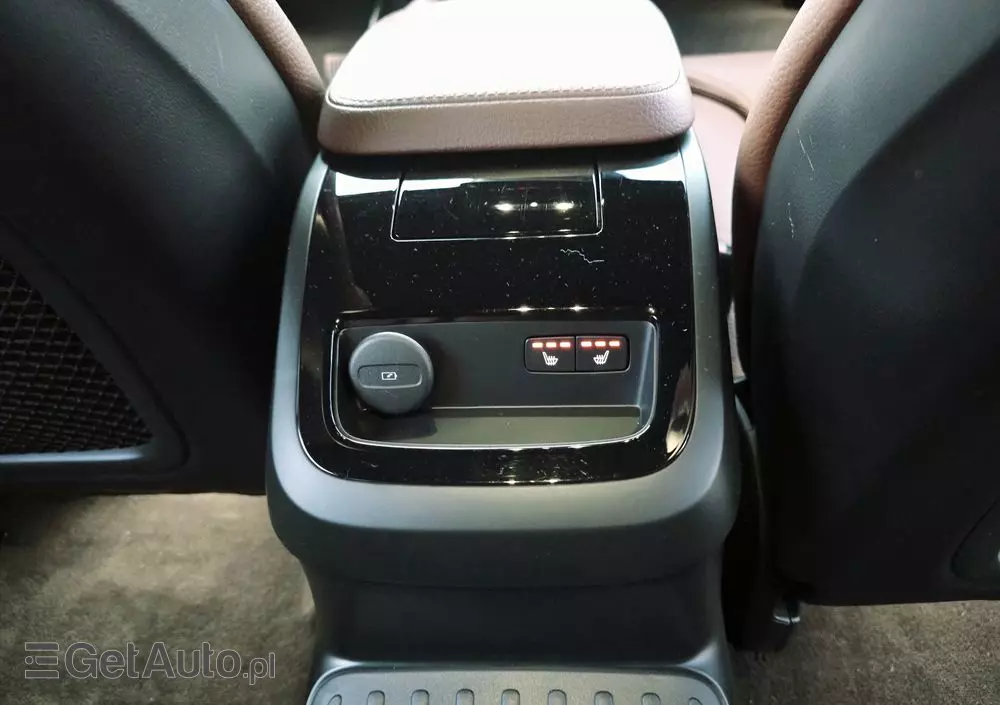 VOLVO V60 T6 AWD Plug-In Hybrid Inscription