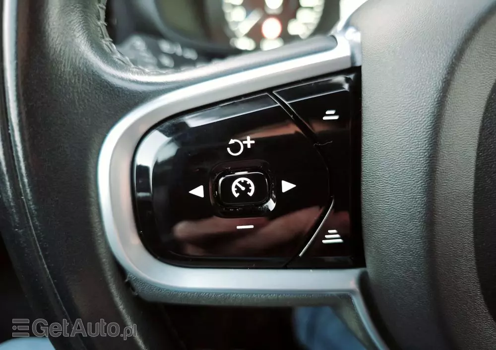 VOLVO V60 T6 AWD Plug-In Hybrid Inscription