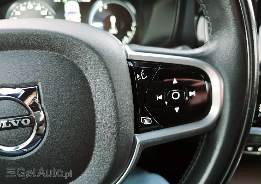 VOLVO V60 T6 AWD Plug-In Hybrid Inscription