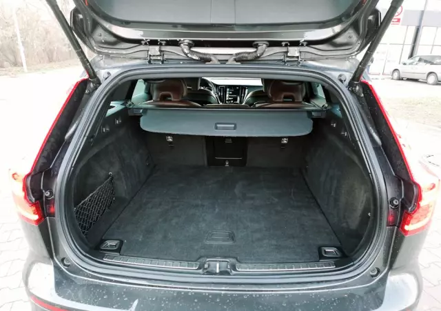 VOLVO V60 T6 AWD Plug-In Hybrid Inscription