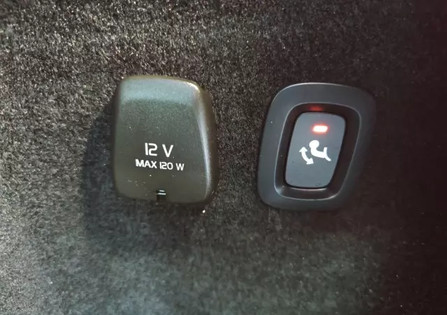 VOLVO V60 T6 AWD Plug-In Hybrid Inscription