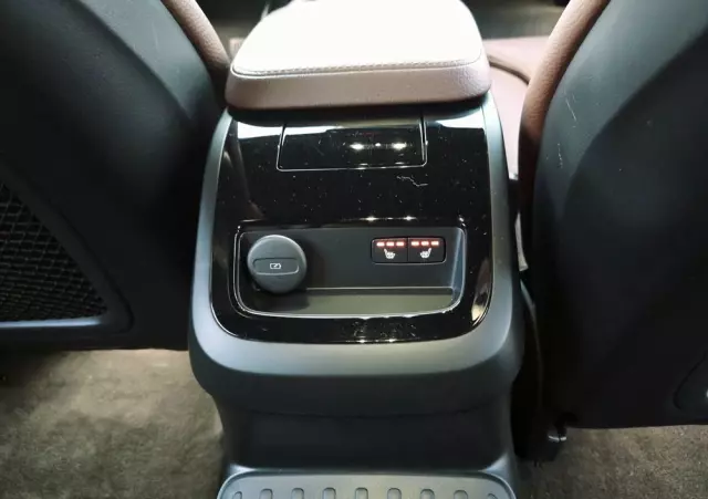 VOLVO V60 T6 AWD Plug-In Hybrid Inscription