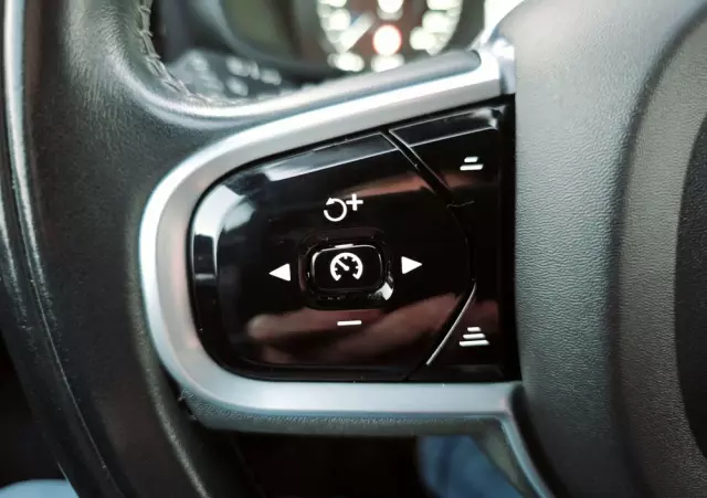 VOLVO V60 T6 AWD Plug-In Hybrid Inscription