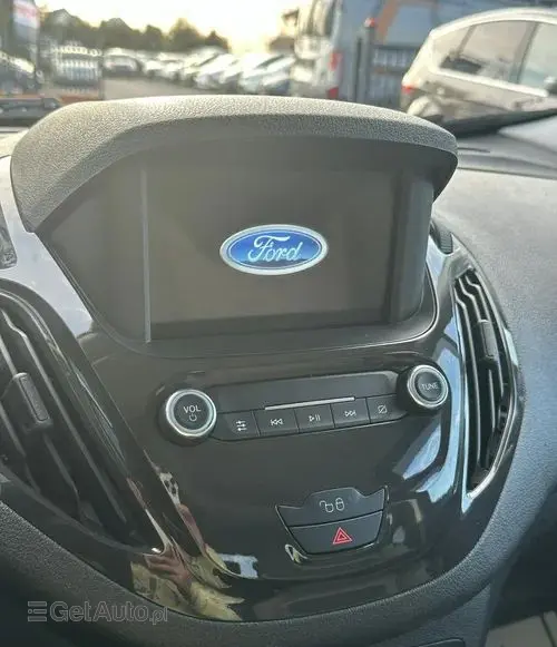 FORD Tourneo Courier 