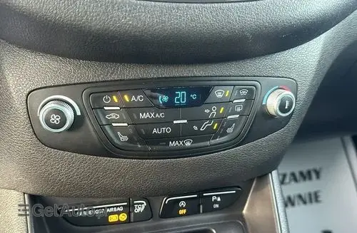 FORD Tourneo Courier 