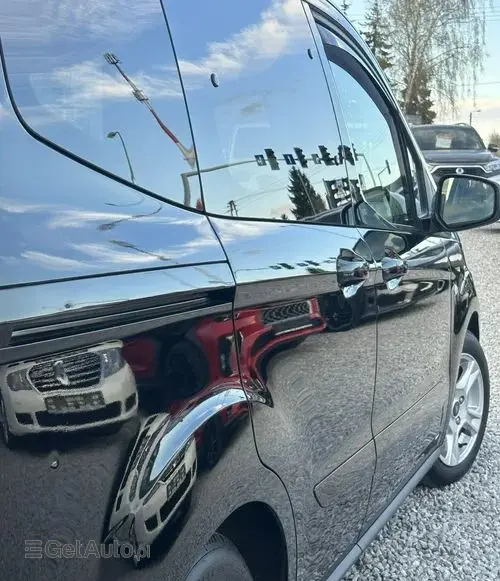 FORD Tourneo Courier 