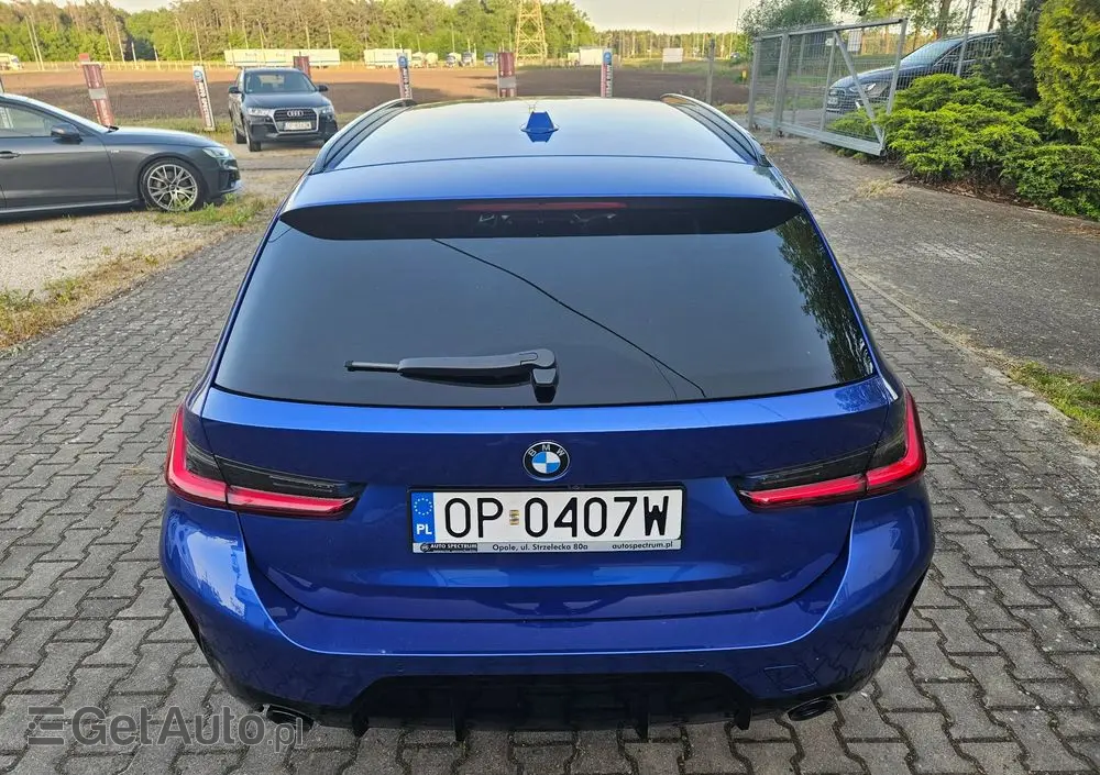 BMW Seria 3 320d xDrive M Sport Shadow