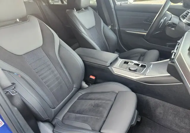 BMW Seria 3 320d xDrive M Sport Shadow