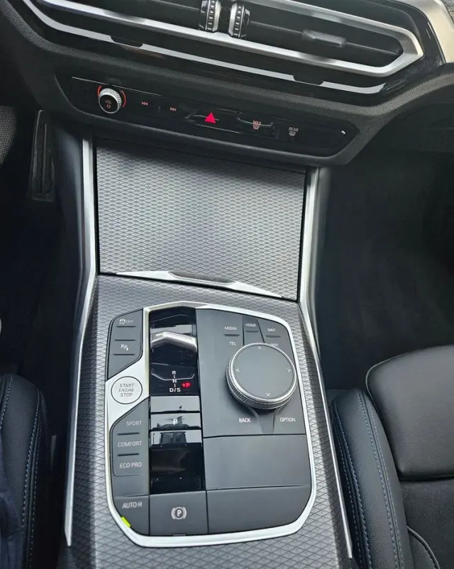 BMW Seria 3 320d xDrive M Sport Shadow