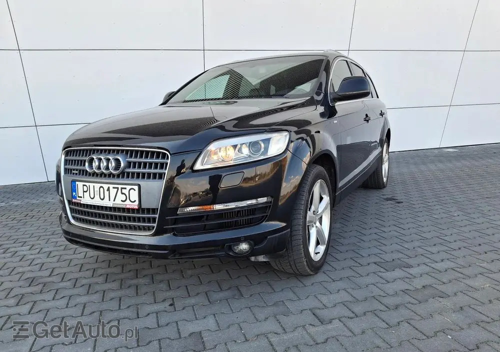 AUDI Q7 3.0 TDI Quattro Tiptronic