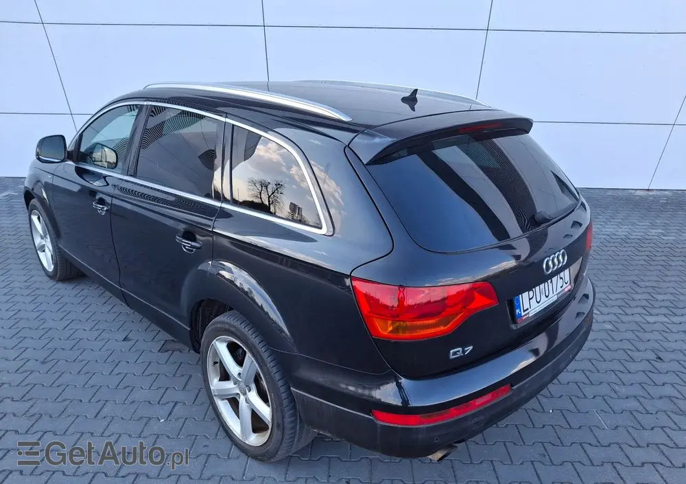 AUDI Q7 3.0 TDI Quattro Tiptronic