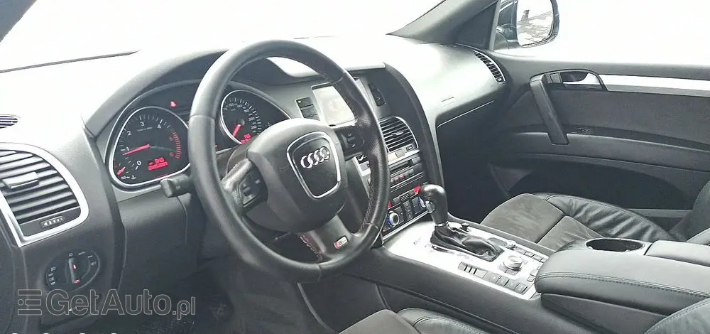 AUDI Q7 3.0 TDI Quattro Tiptronic