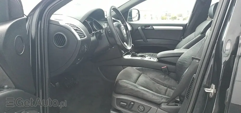 AUDI Q7 3.0 TDI Quattro Tiptronic