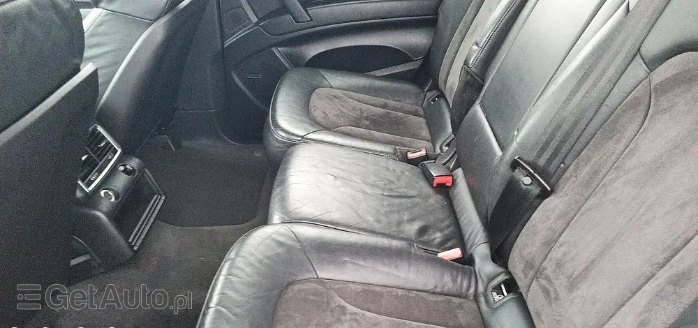 AUDI Q7 3.0 TDI Quattro Tiptronic