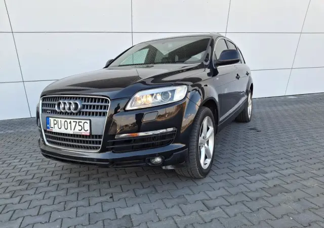 AUDI Q7 3.0 TDI Quattro Tiptronic
