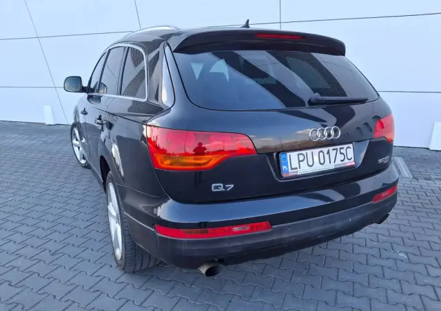 AUDI Q7 3.0 TDI Quattro Tiptronic