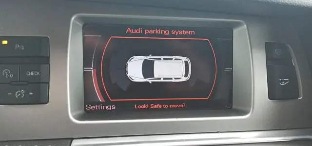 AUDI Q7 3.0 TDI Quattro Tiptronic