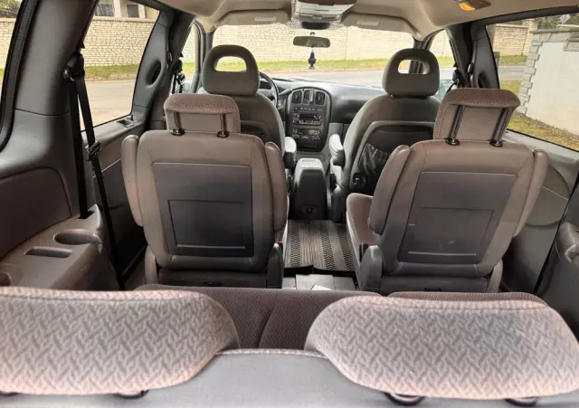 CHRYSLER Grand Voyager 3.3 LX